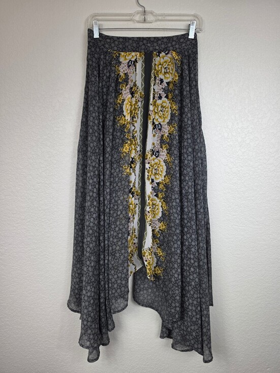 Free People Dresses & Skirts - Free People Black Floral Handkerchief Skirt Extra Small